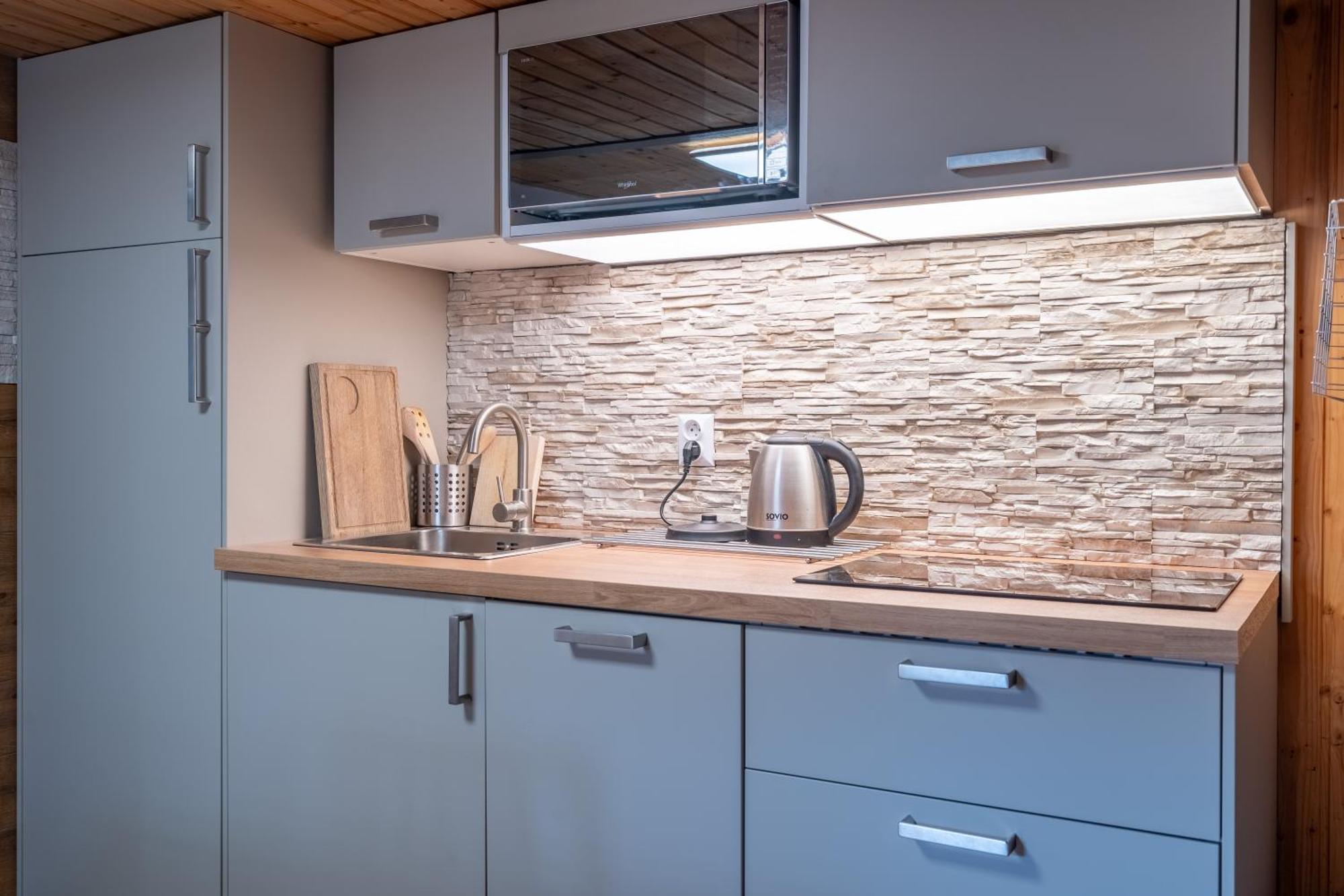 Apartman Karin Rovensko pod Troskami Exterior foto